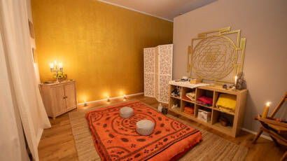 Massage-Raum für Tantra Massagen für Frauen in Bern - by Julo
